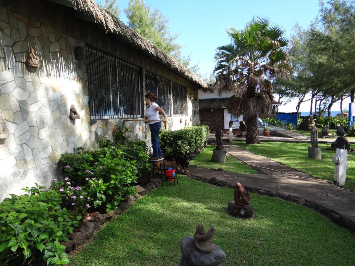 Hotel Boutique La Perouse Hanga Roa Exterior foto